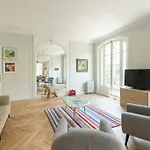 Avenue Frederic Le Play By Onefinestay